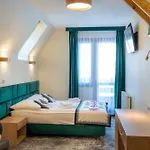 Frühstückspension Monte Rosa 3*