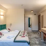 Monte Rosa Bed & Breakfast 3*